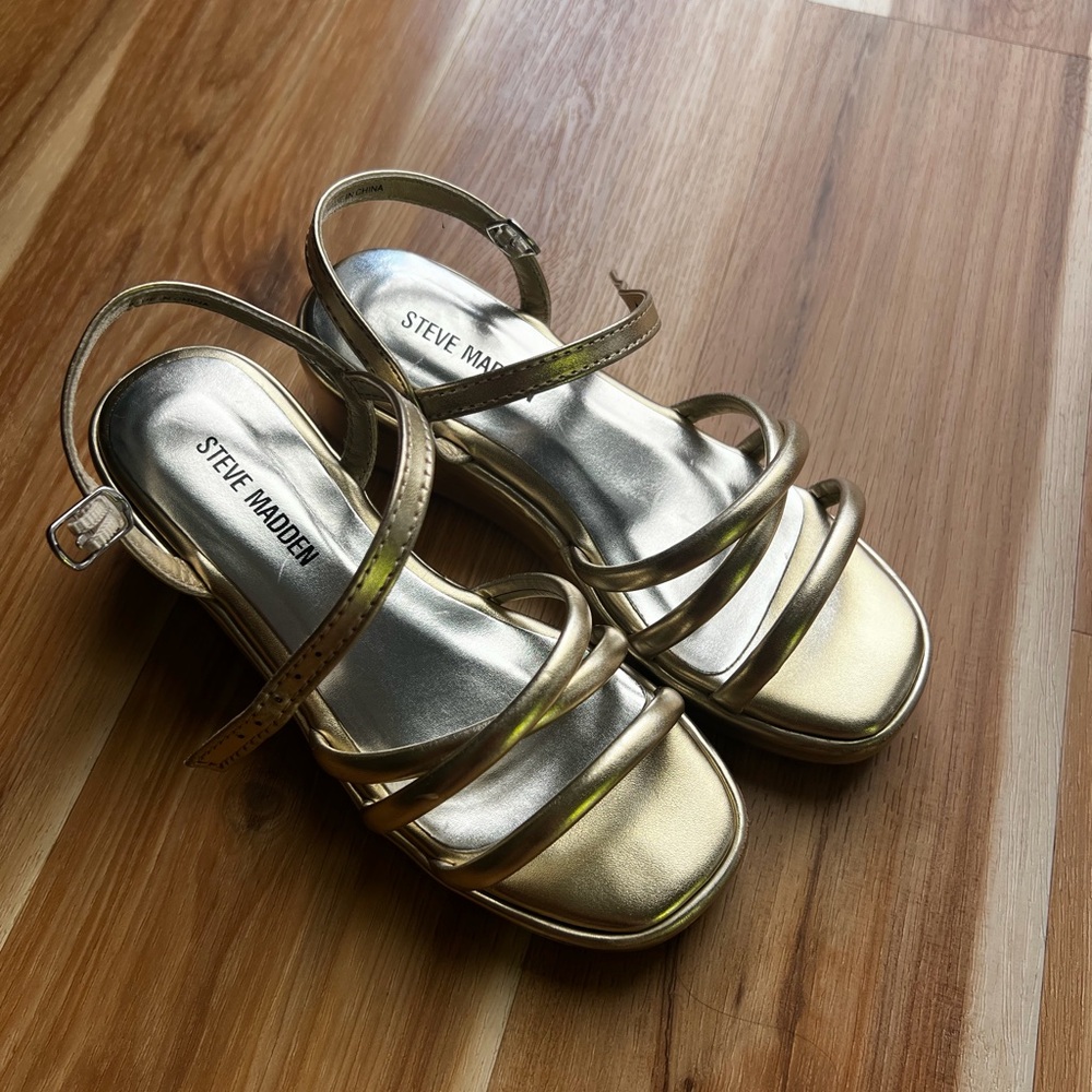 Steve Madden Metallic Gold Strappy Sandals